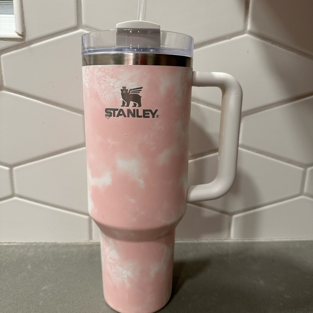 Stanley peach tie dye tumbler 40 oz